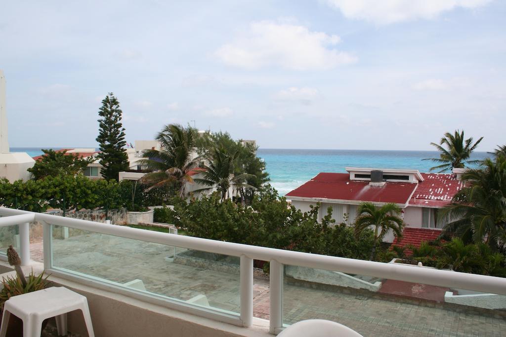 Vela'S Condos Ocean Front Puerto Morelos Room photo